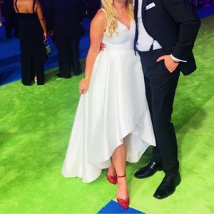 Gorgeous White Calvin Klein Ballgown